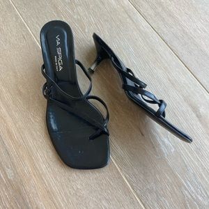 Strappy sandal kitten heels